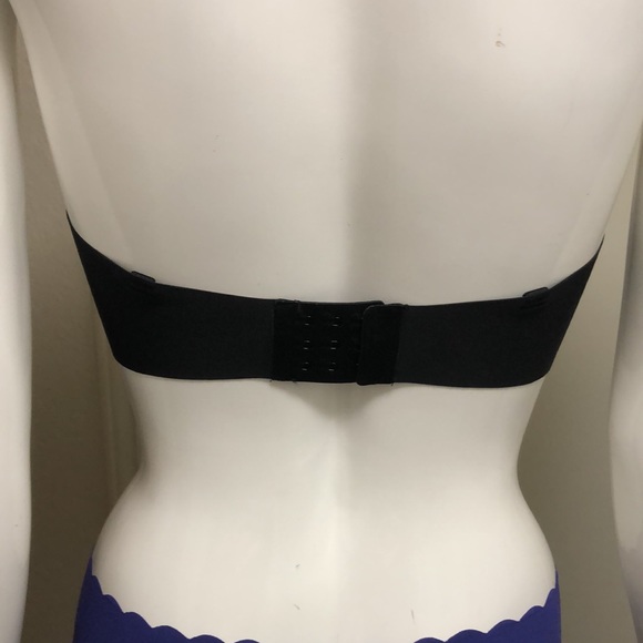 Victoria’s Secret Bra - Picture 2 of 5